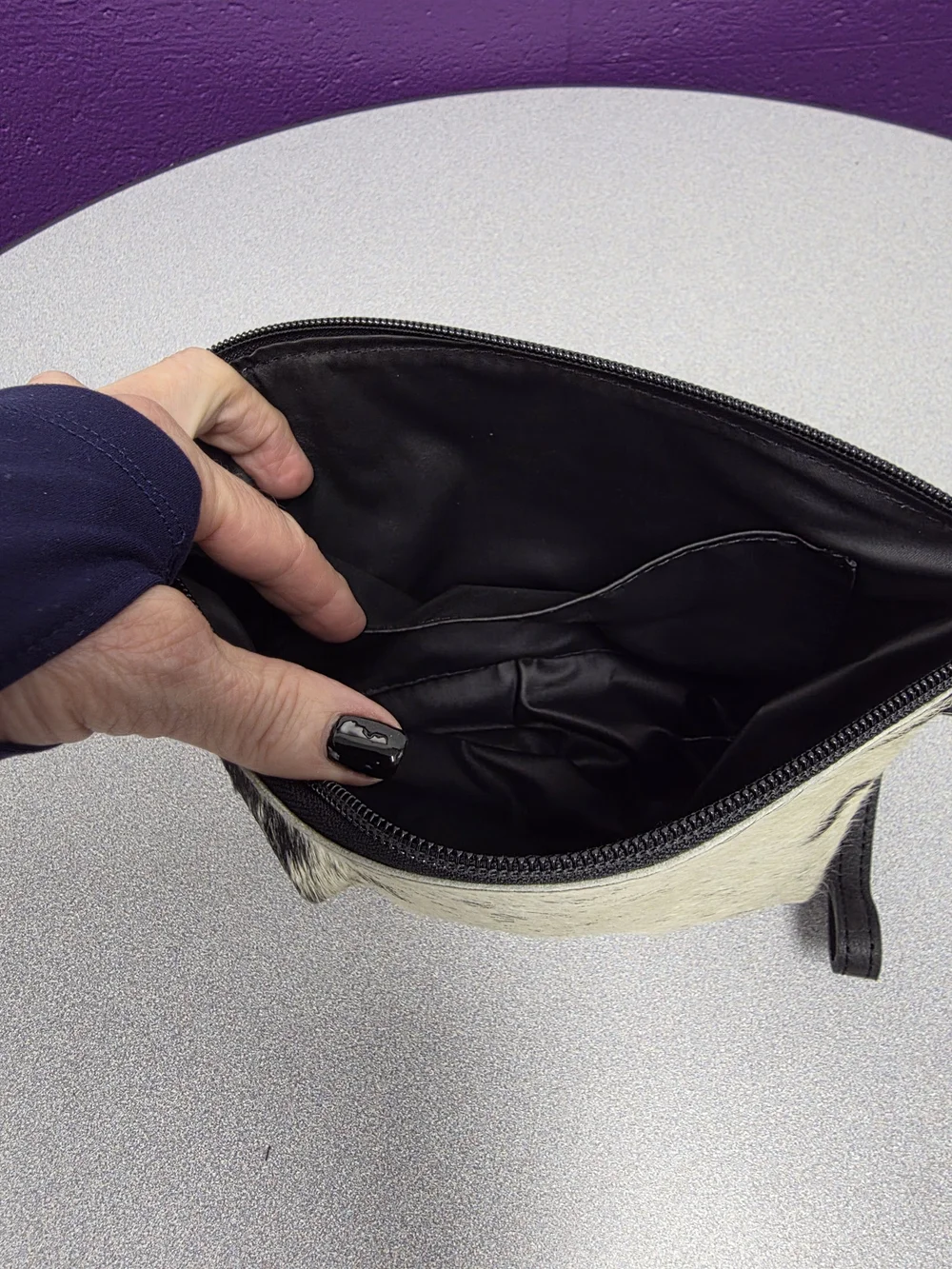 New 🆕.American Darling Black & White Cowhide Cosmetic Pouch With Wrist Strap